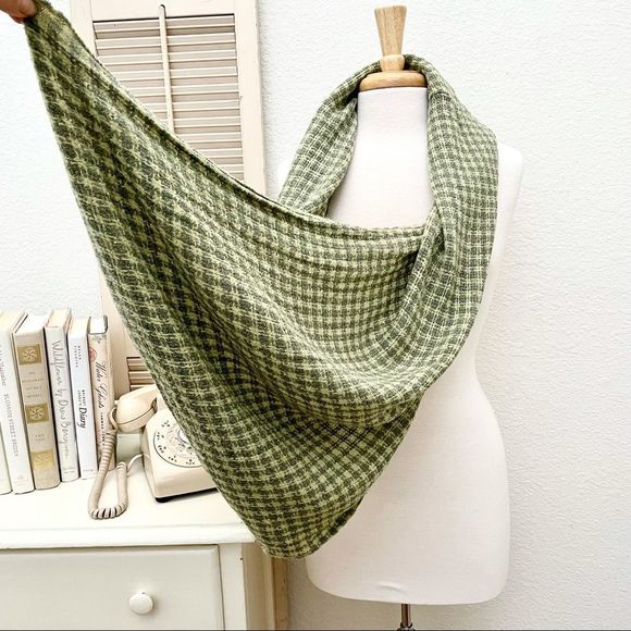 LOF Gray & Sage Grid Weave Infinity Scarf, NWT - Picture 4 of 6